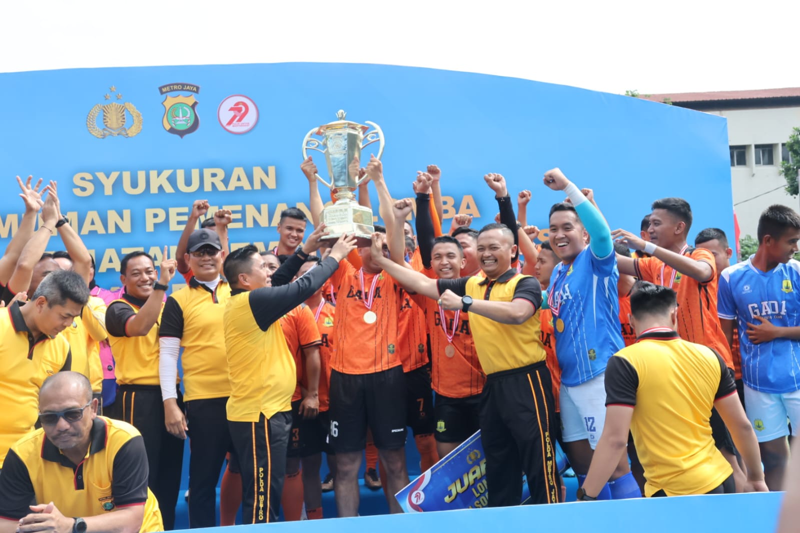 160fa553-5c52-41e4-9030-56a378bc5661